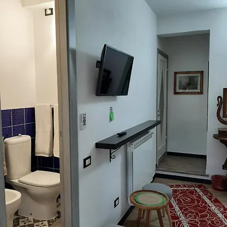 Retro' Beb Bed & Breakfast 3*