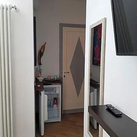 Bed & Breakfast Retro' Beb 3*